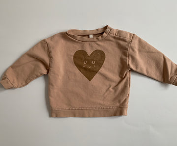 HEART SWEATSHIRT